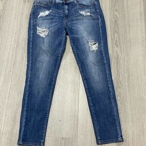 Stylish Blue Distressed Skinny Jeans